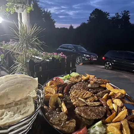 Restaurant And Vrelo Bosne Bed & Breakfast